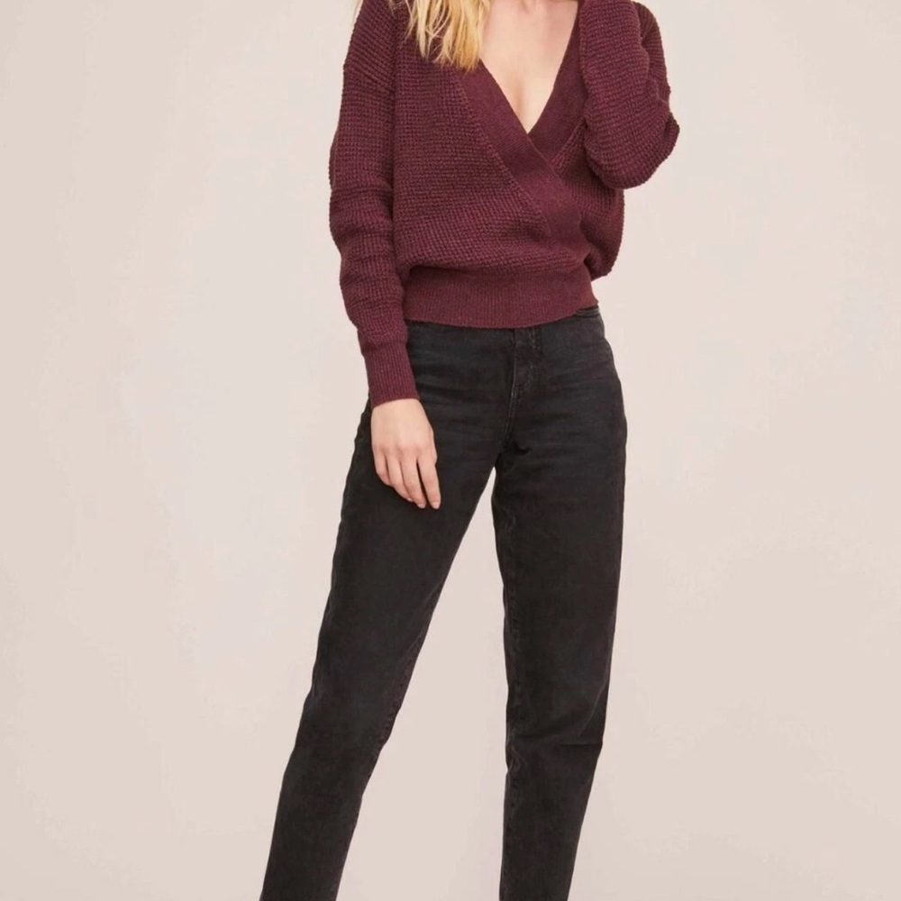 ASTR The Label Stephanie V Neck Wrap sweater in Burgundy Medium - Picture 3 of 11